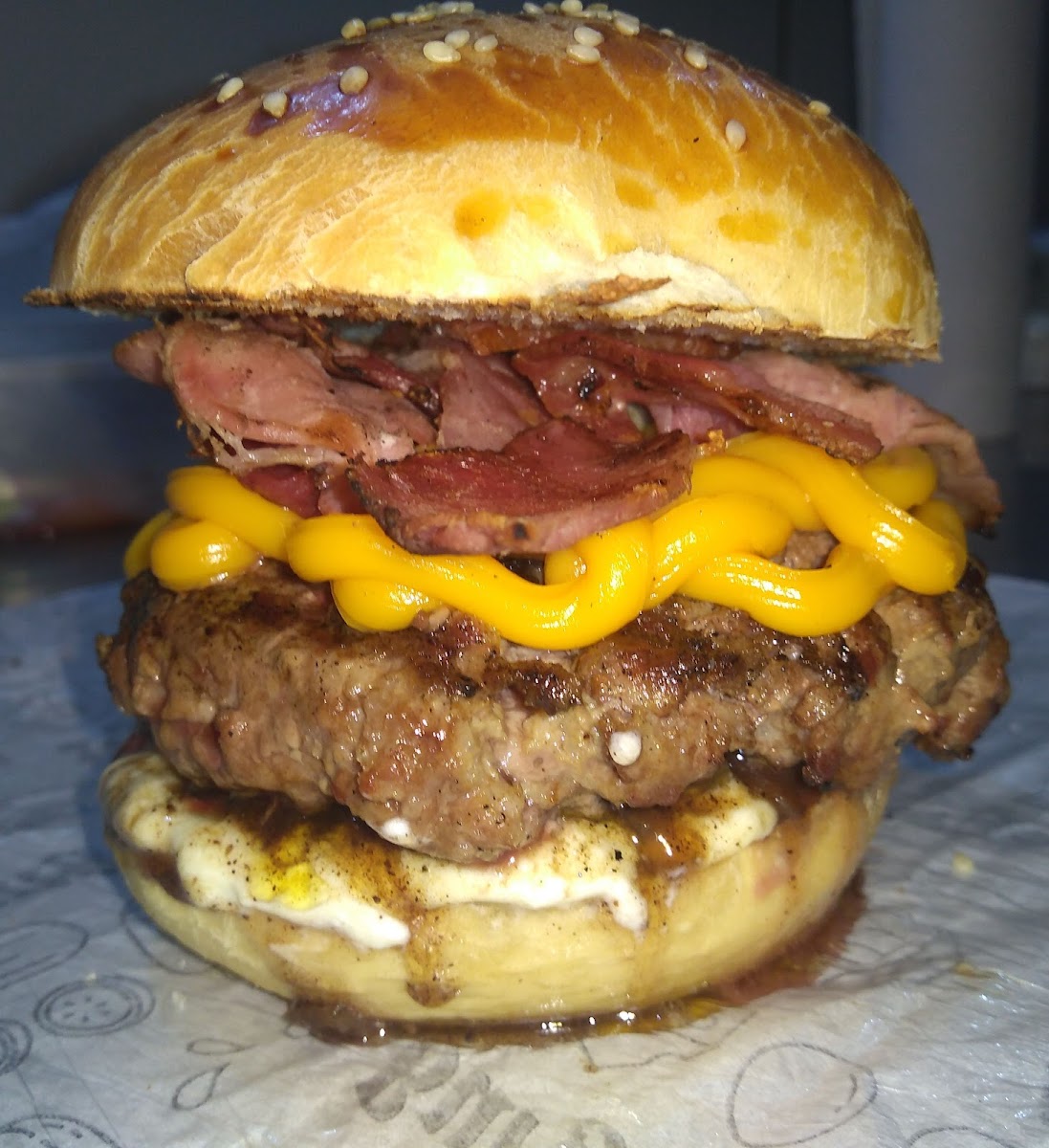 Ouverney Forneria e Hamburgueria