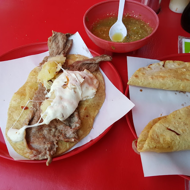 Bistec Con Queso Fundido Con Chorizo