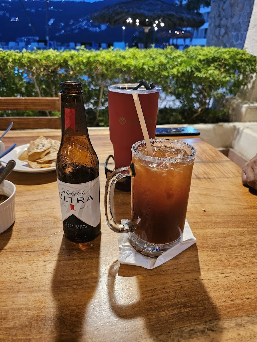Restaurant Lanai Photo 7