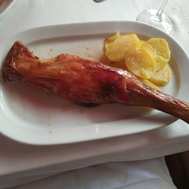 Pierna de Cordero Al Horno