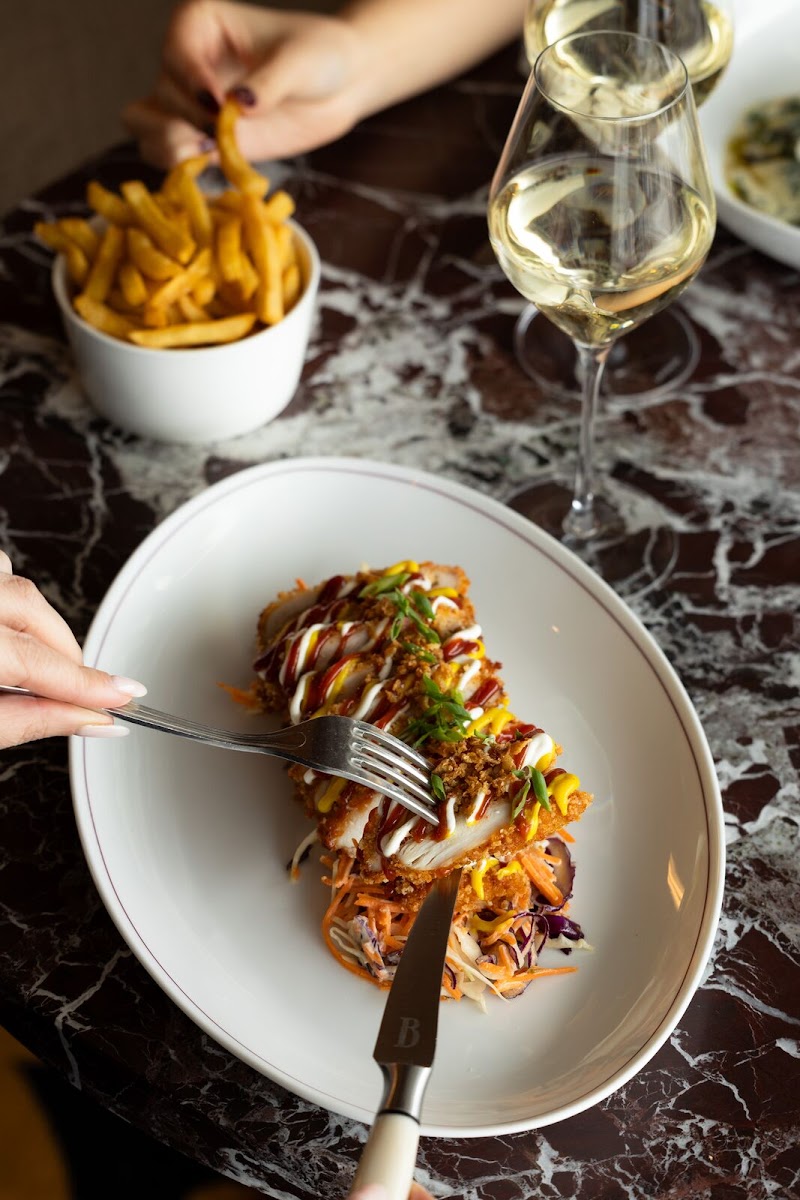 Bonnie - Restaurant & Bar Photo 4