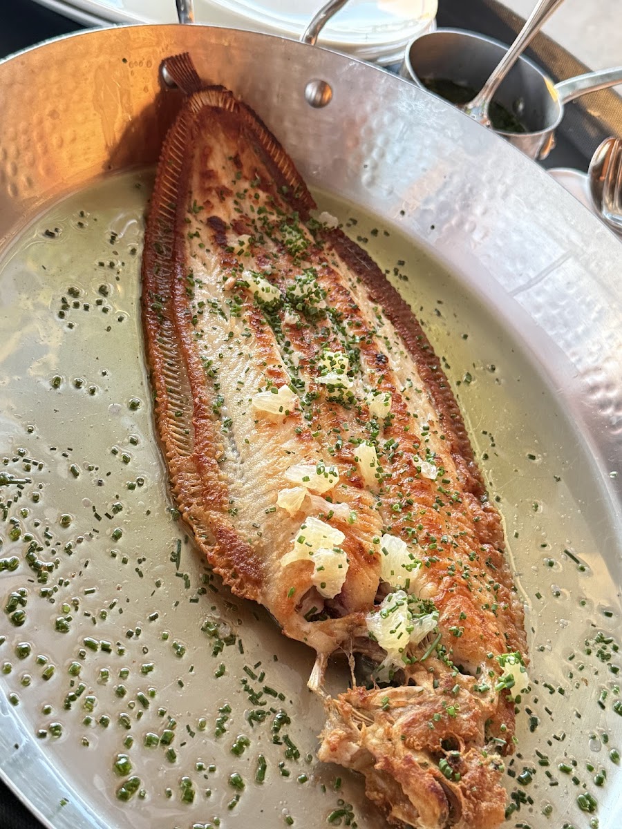 Bonnie - Restaurant & Bar Photo 9