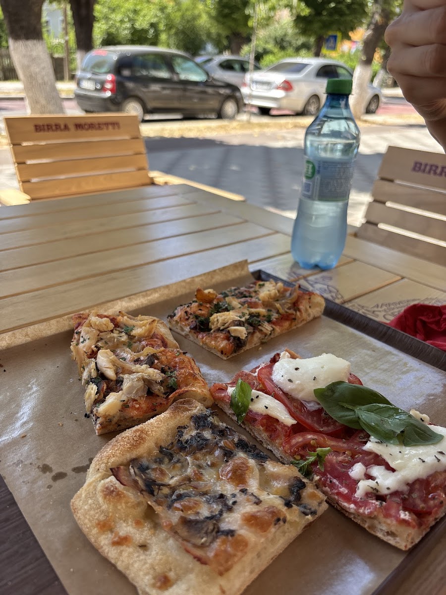 Pizzeria Colosseum Curtea de Arges Photo 7