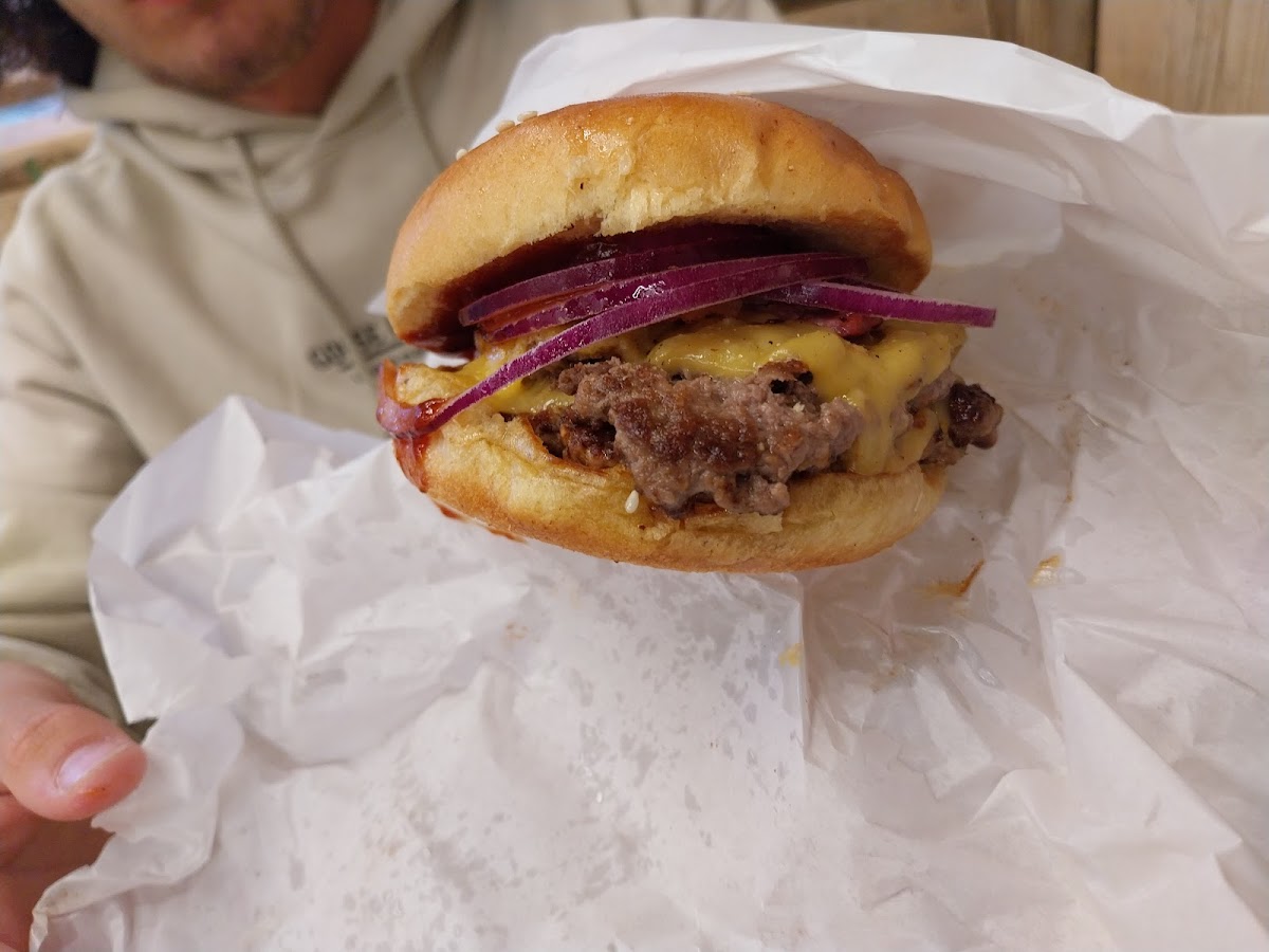 SMASHING BURGERS ????????????????????BRIDGEND Photo 7