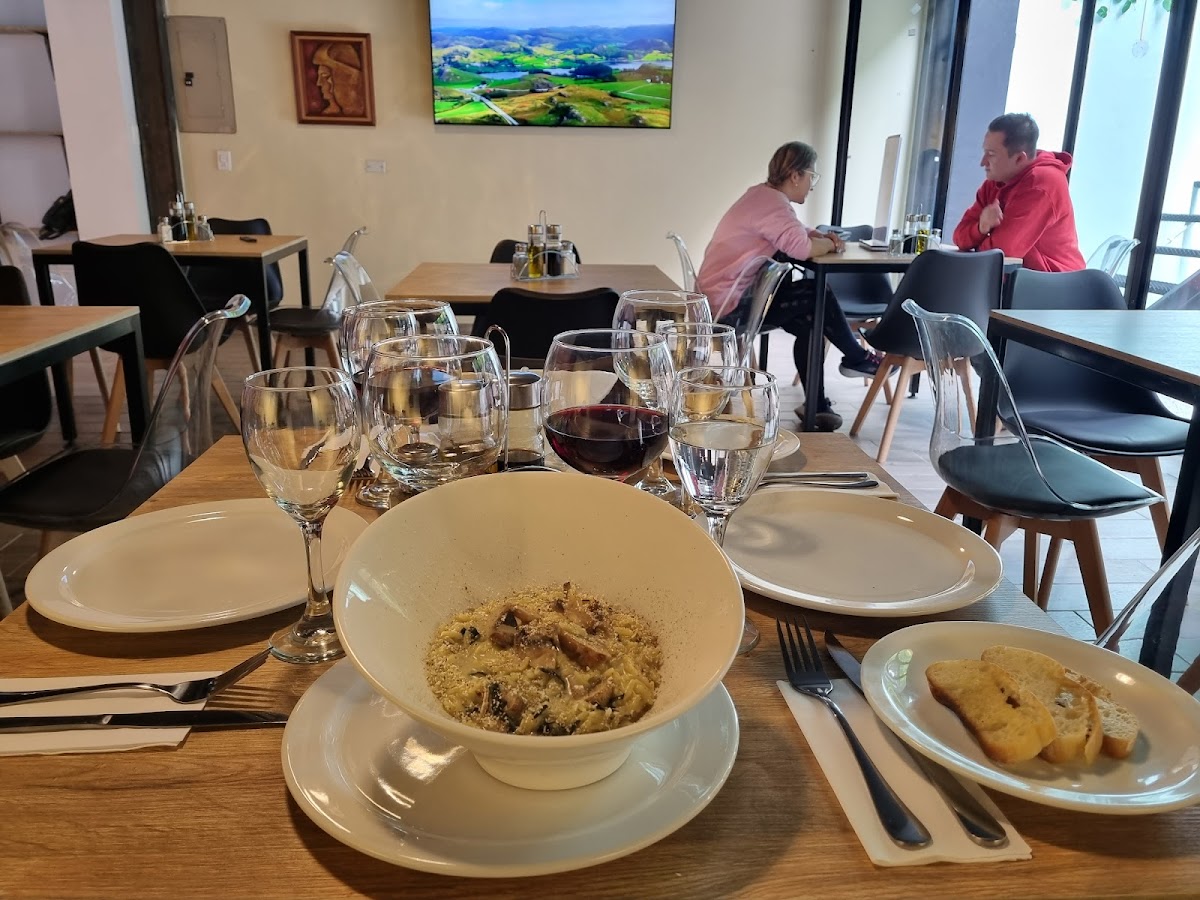 MY VOYAGE restaurante gastrobar.