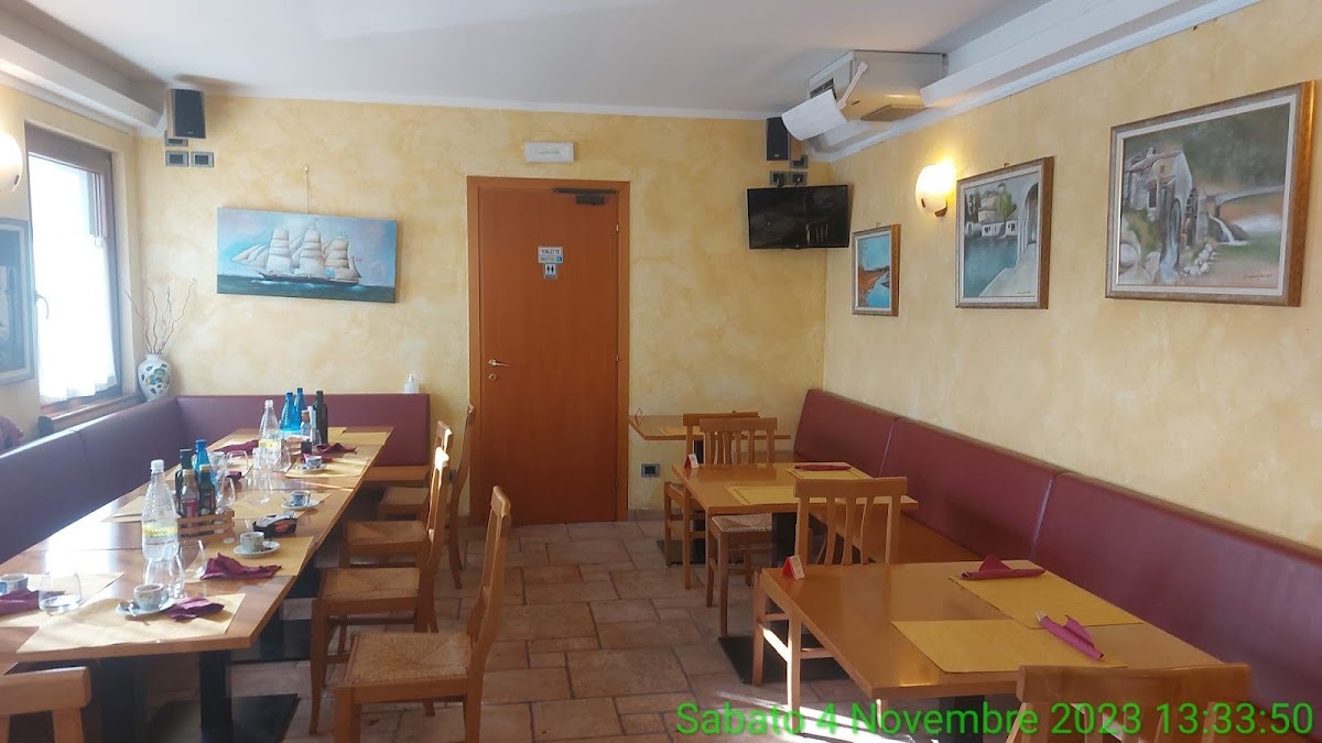 Trattoria - Pizzeria Al Cacciatore Photo 4