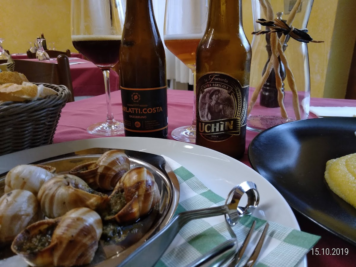 Trattoria - Pizzeria Al Cacciatore Photo 5