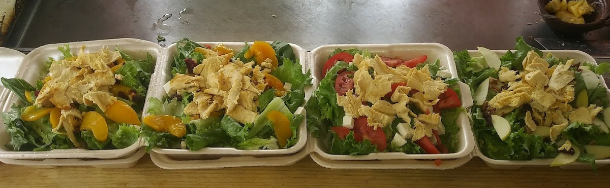 TORTAS Y ENSALADAS ' LA SINALOENSE ' Photo 6
