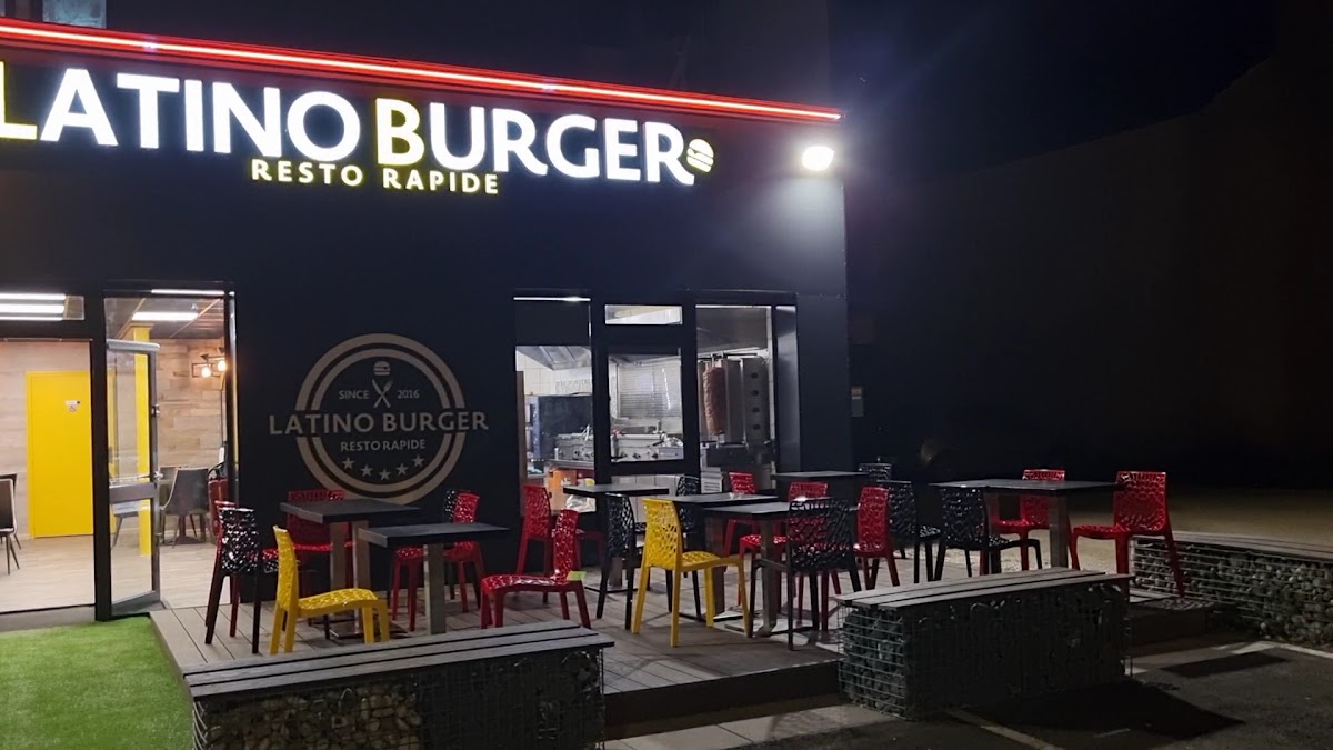 Latino Burger Photo 2