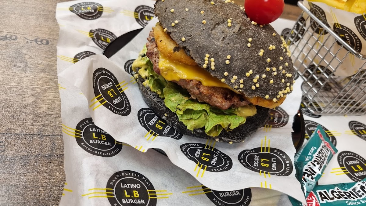 Latino Burger Photo 3