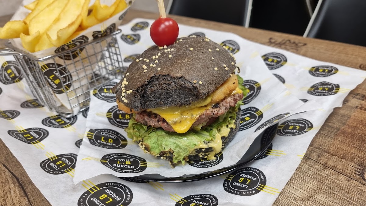 Latino Burger Photo 6