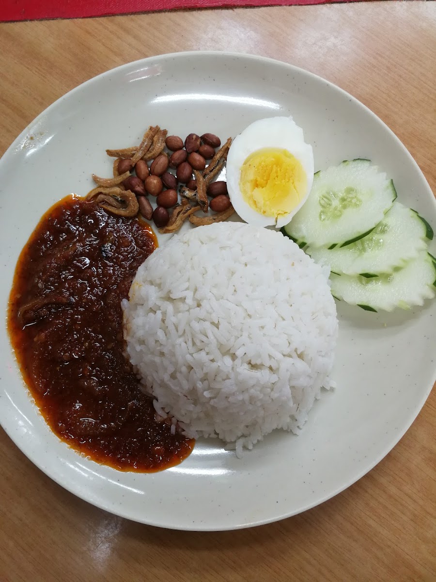 One Big Family Kopitiam 大家庭茶餐室 Photo 3