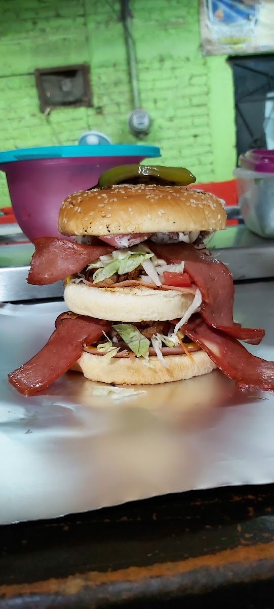 Hamburguesas Y Tacos Rodo Photo 7
