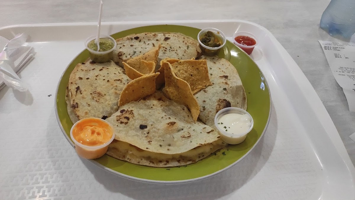 El CHENTE COMIDA MEXICANA Photo 3