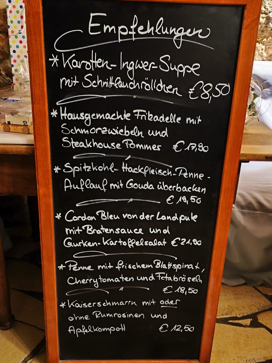 Bistro Filou Stadtmauerkeller Photo Menu 1