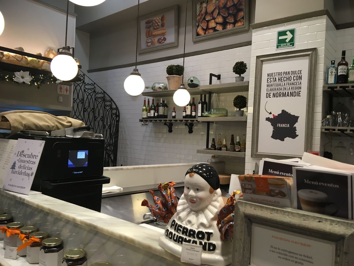 Maison Kayser Tacuba