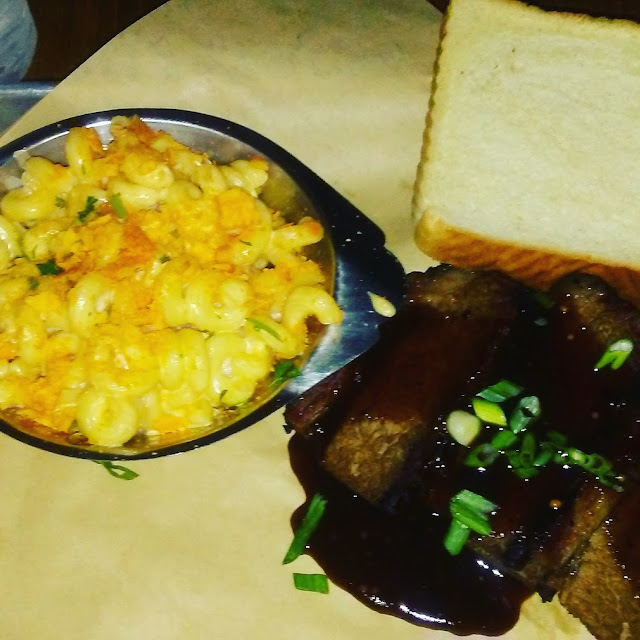 Brisket with Mac N Cheese