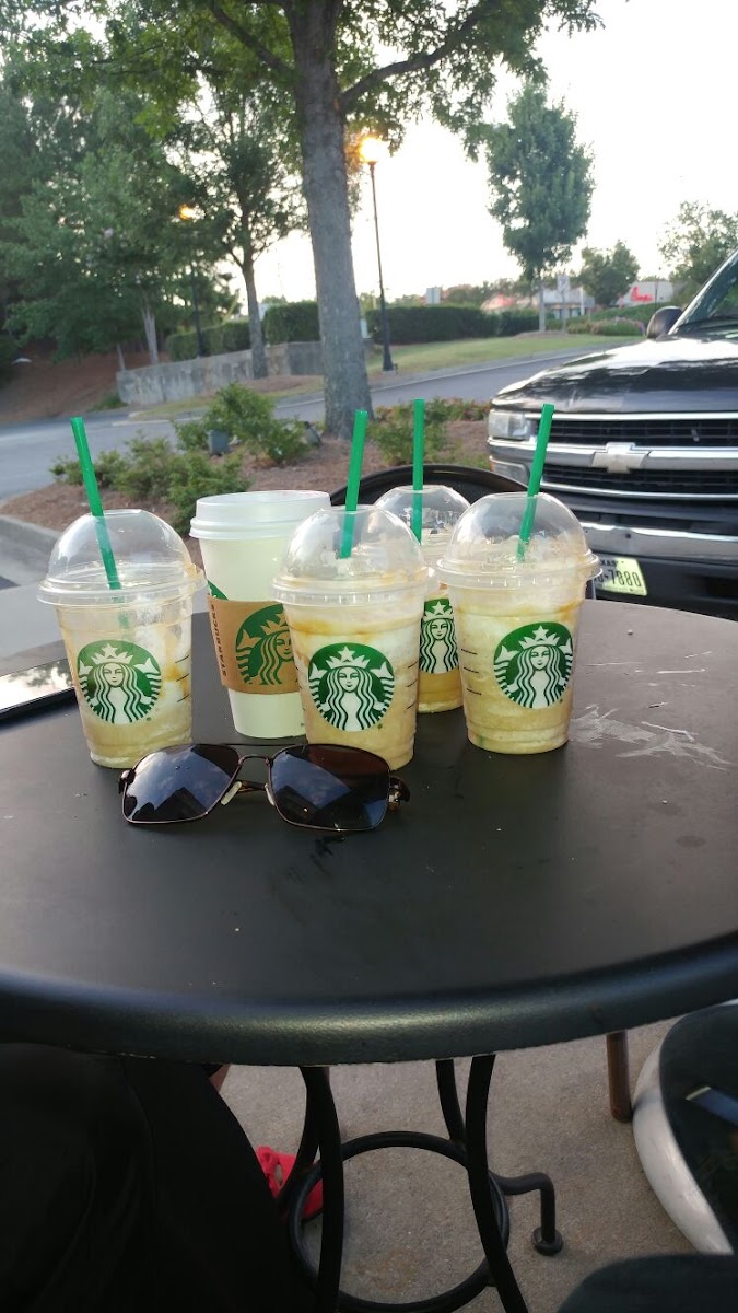 Starbucks Photo 6