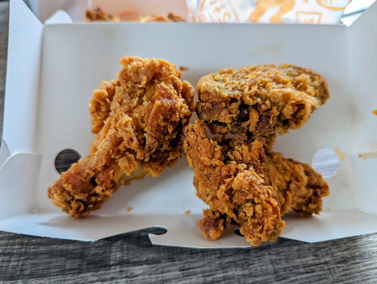 Popeyes Louisiana Kitchen Photo 6