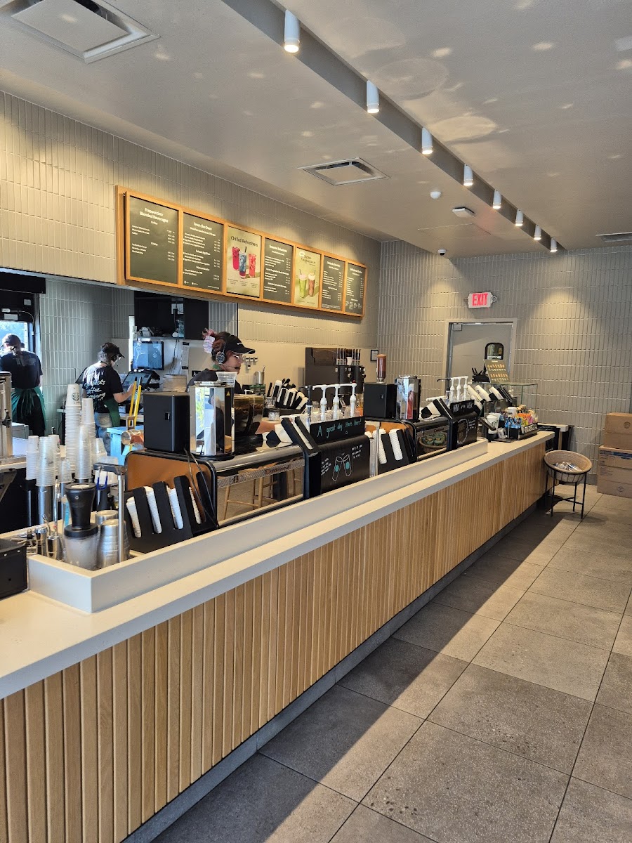 Starbucks Photo 5