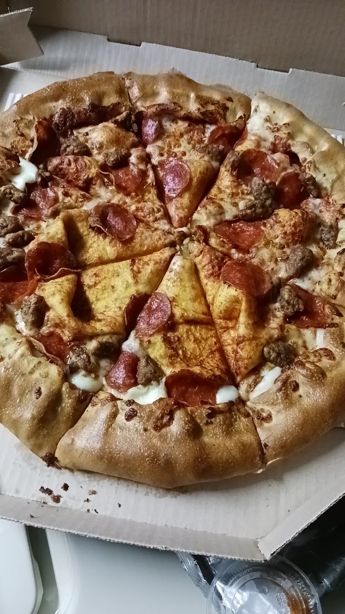 Pizza Hut Photo 2