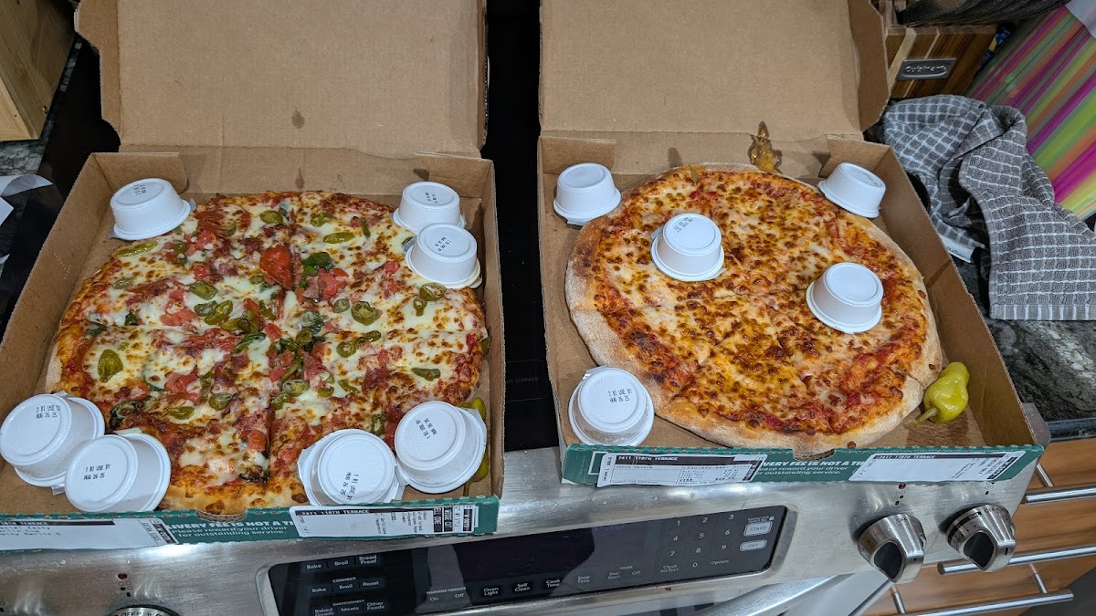 Papa Johns Pizza Photo 3