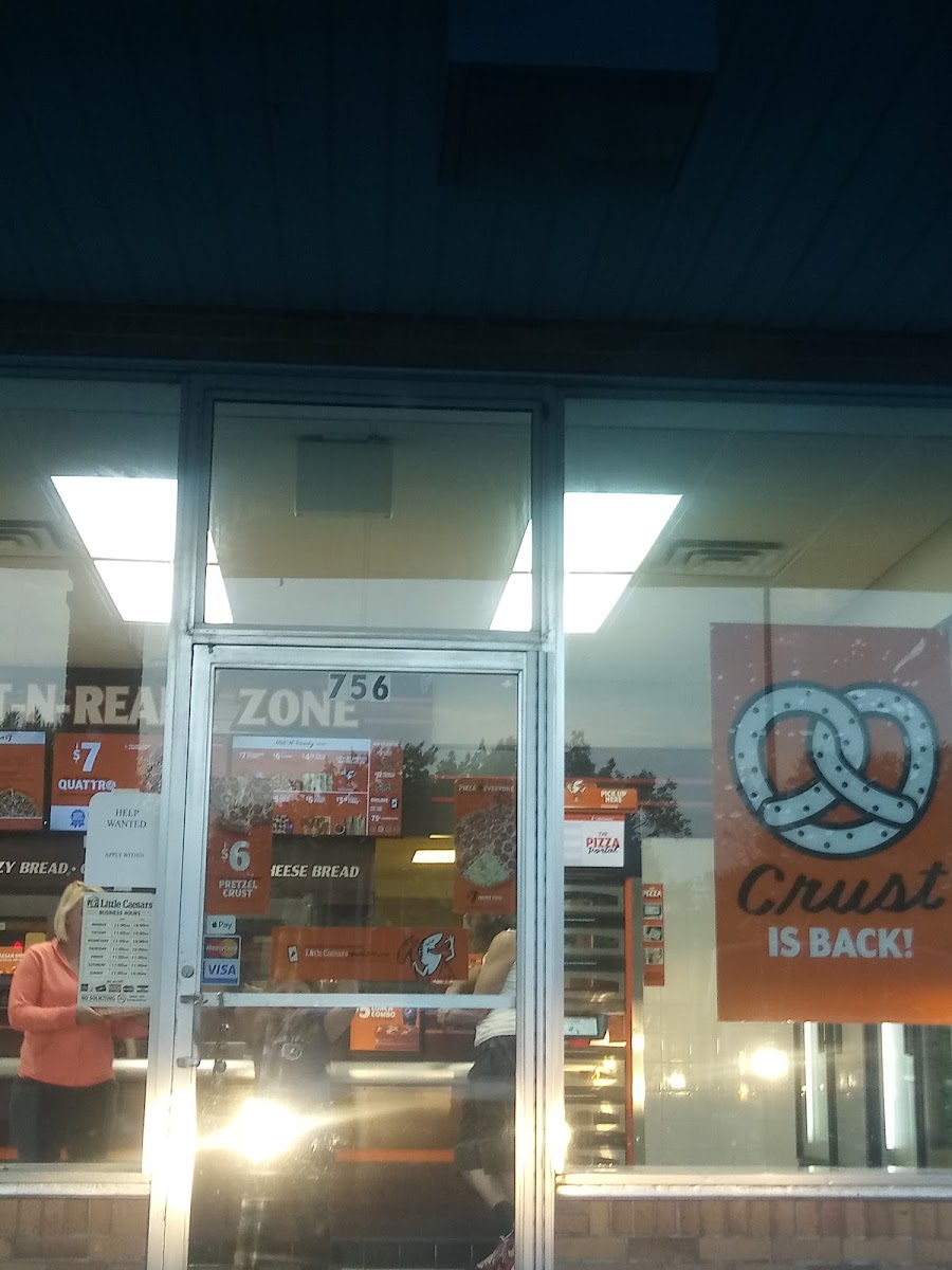 Little Caesars Pizza Photo 3