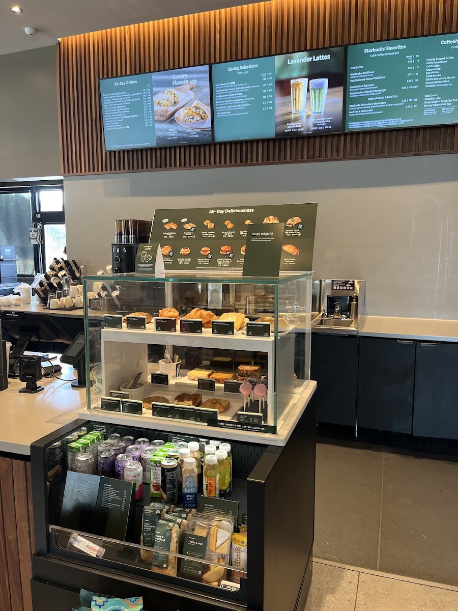 Starbucks Photo 3