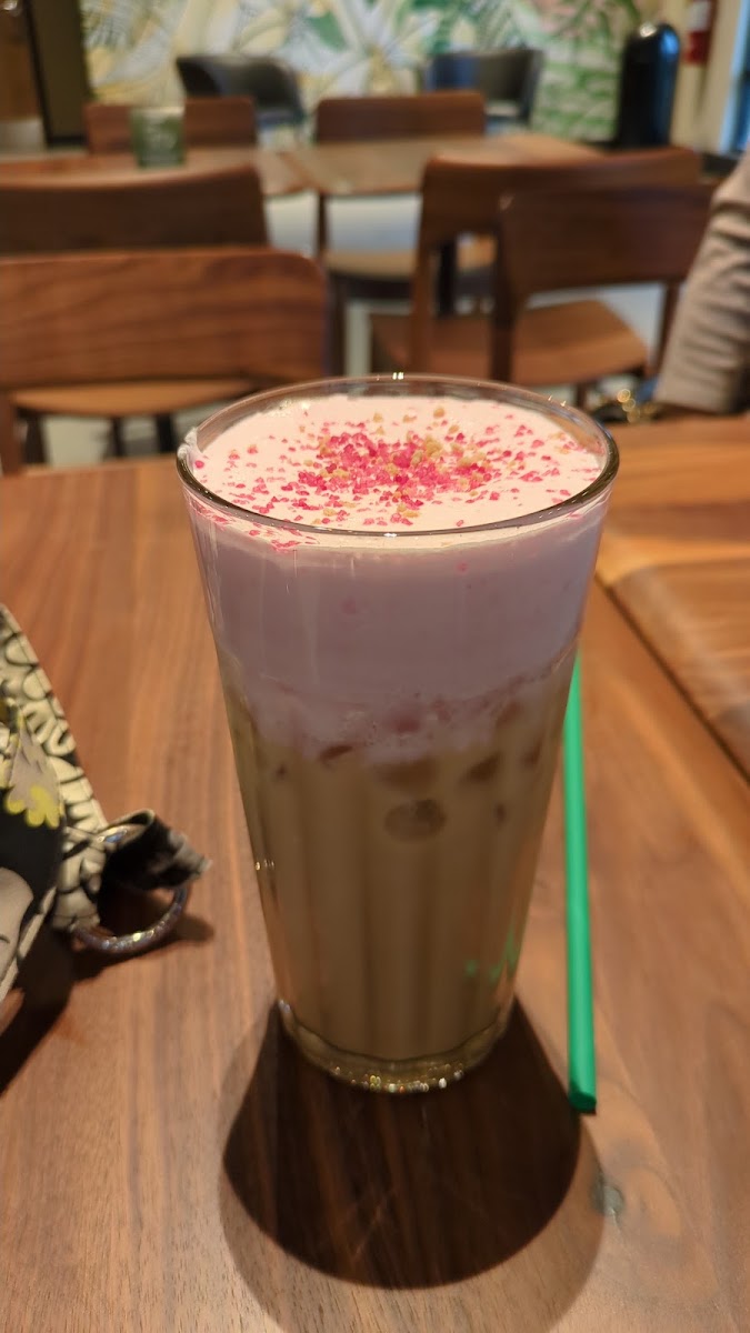 Starbucks Photo 5