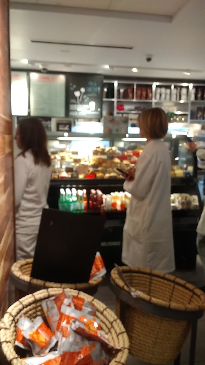 Starbucks Photo 6