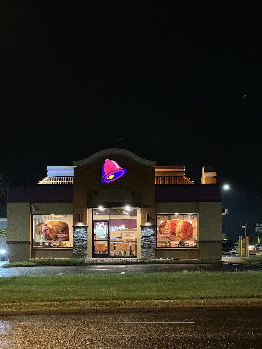 Taco Bell Photo 3