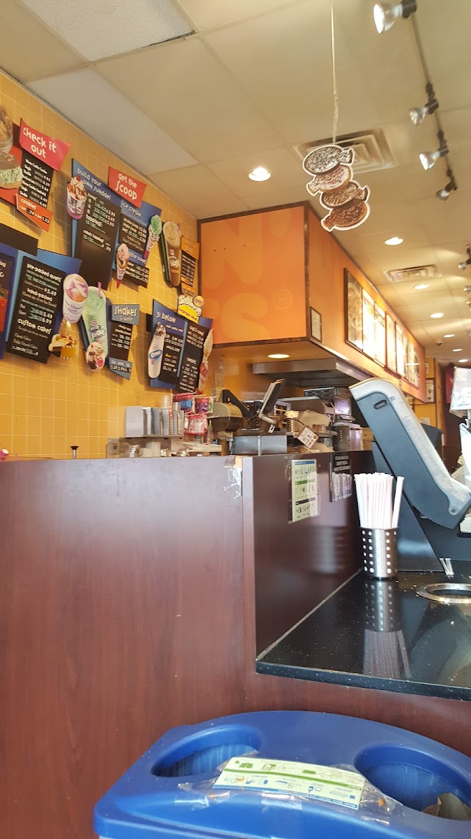 Dunkin' Photo 9