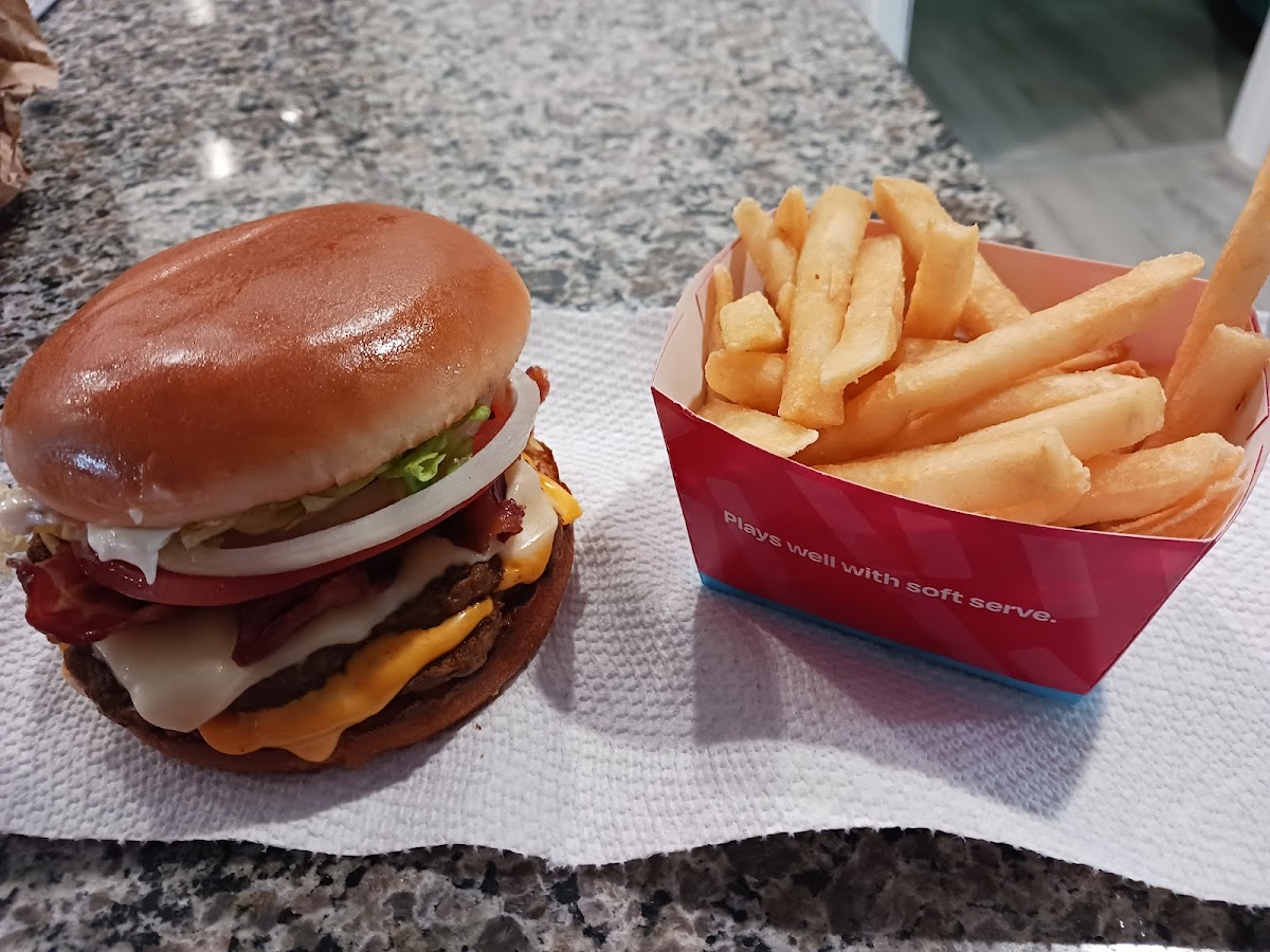 Dairy Queen Grill & Chill Photo 4