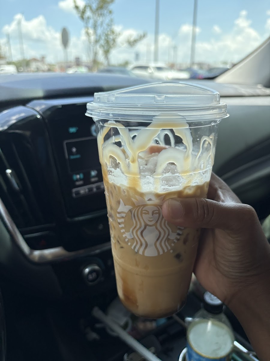 Starbucks Photo 3