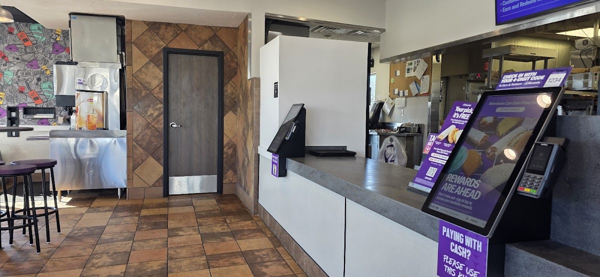 Taco Bell Photo 3
