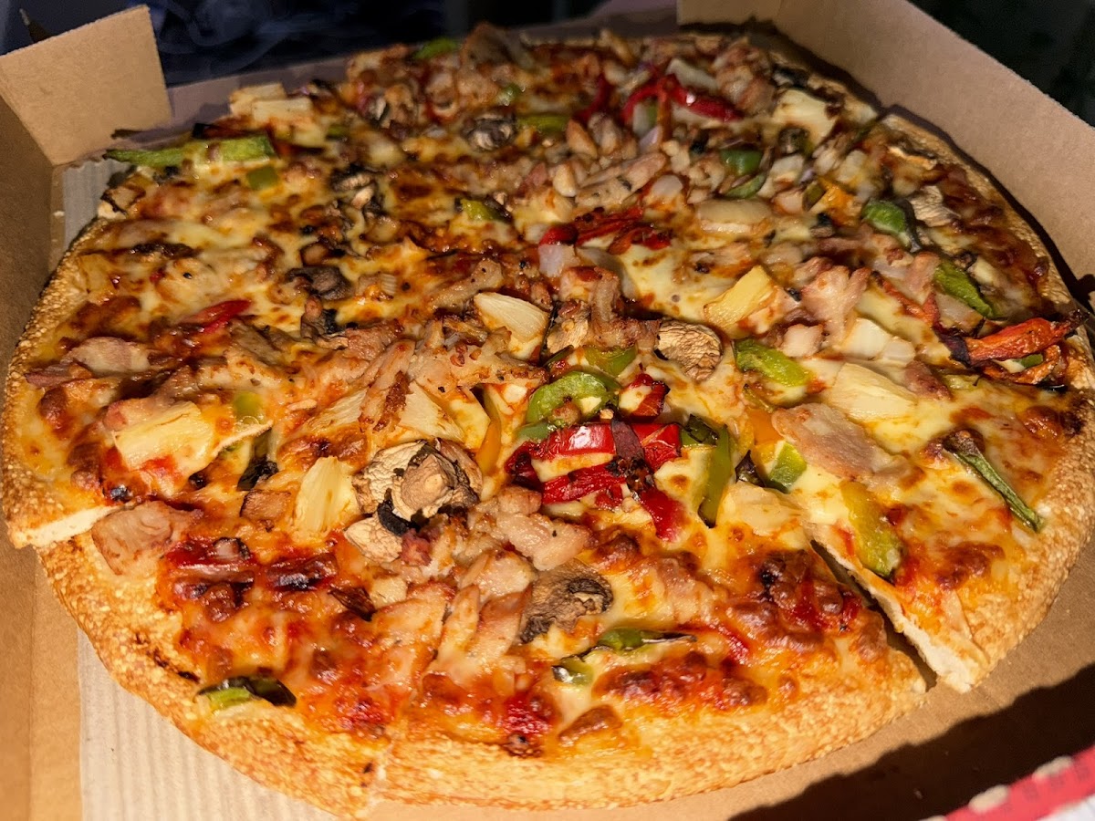Pizza Hut Photo 6