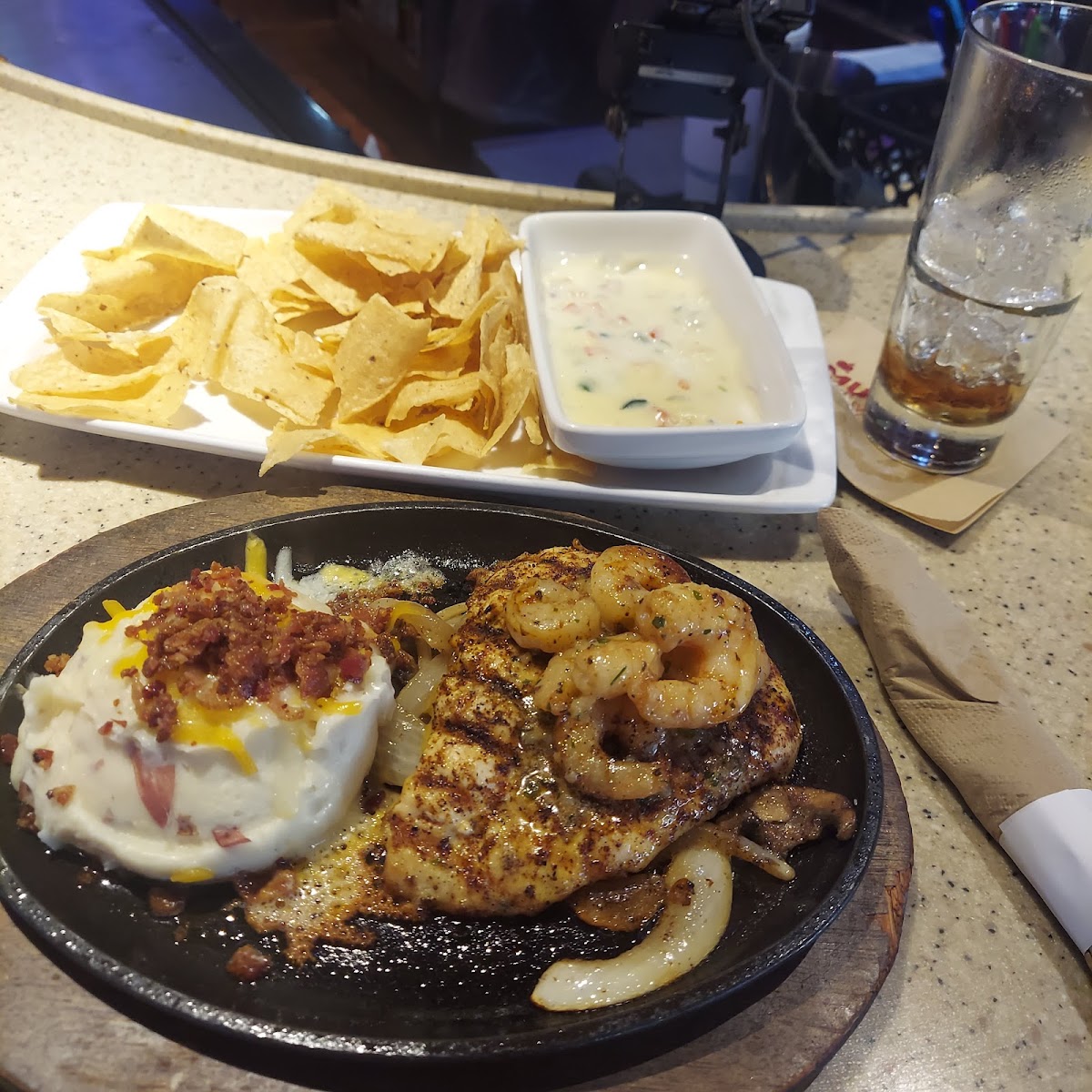 Applebee's Grill + Bar Photo 4