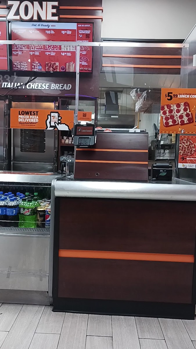 Little Caesars Pizza Photo 2