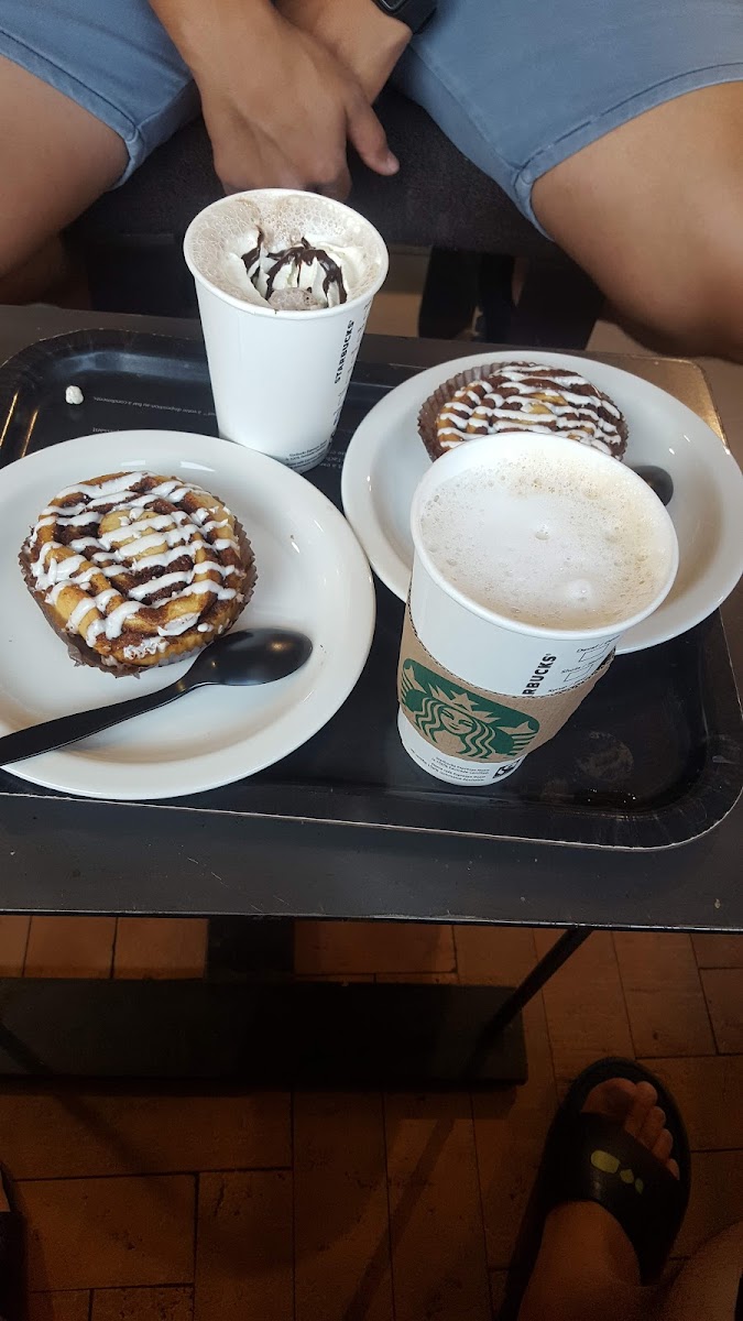 Starbucks Photo 8