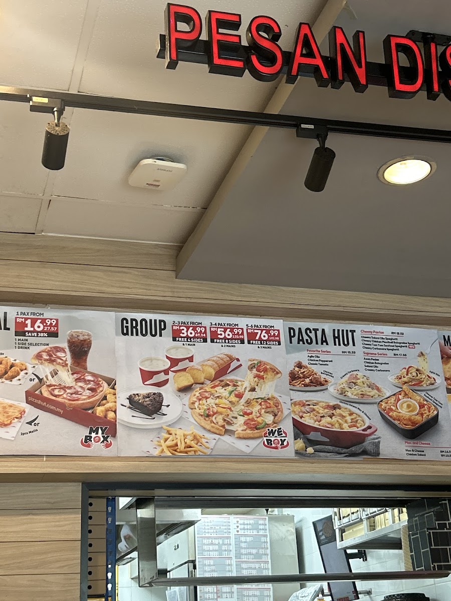 Pizza Hut Photo Menu 10