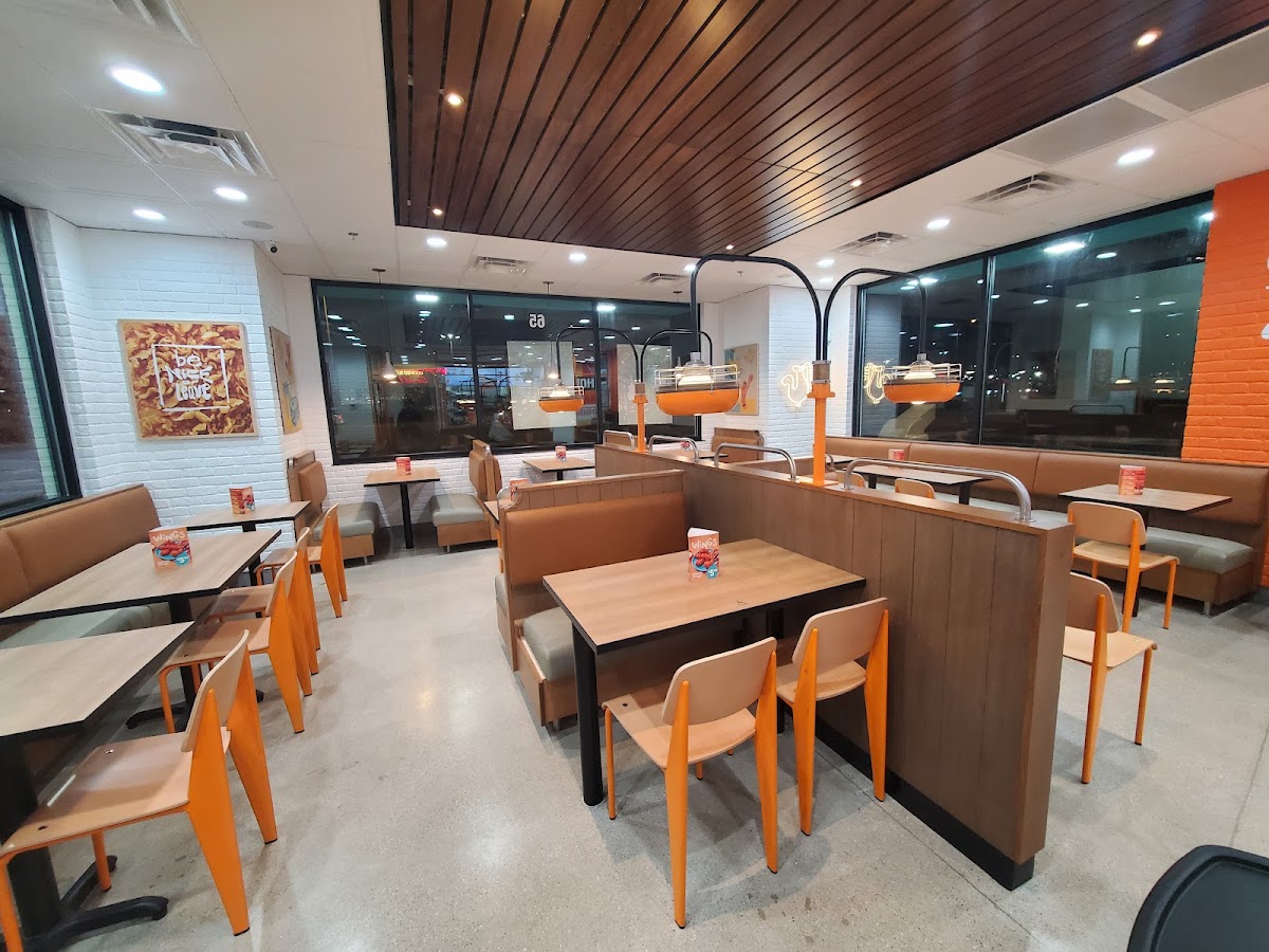 Popeyes Louisiana Kitchen Photo 5
