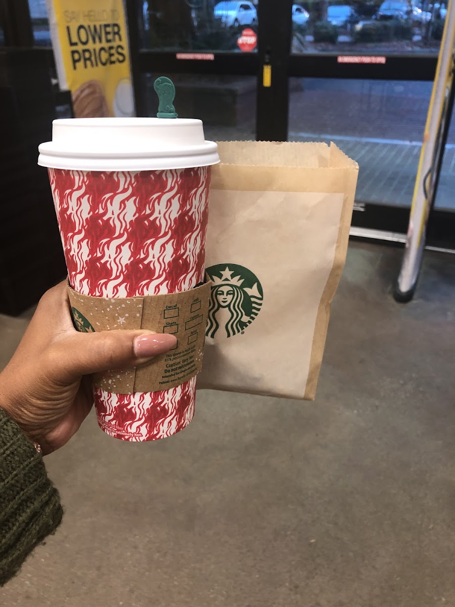 Starbucks Photo 6