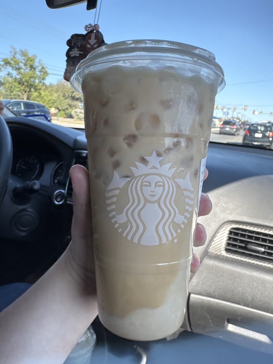 Starbucks Photo 4