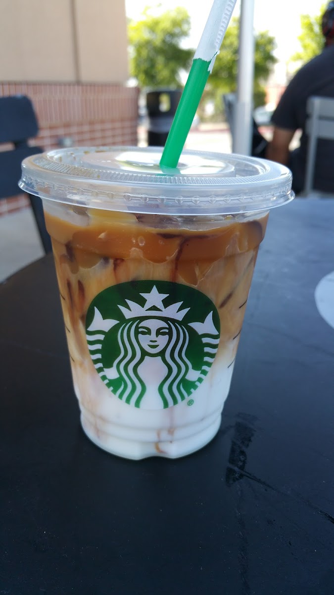 Starbucks Photo 5