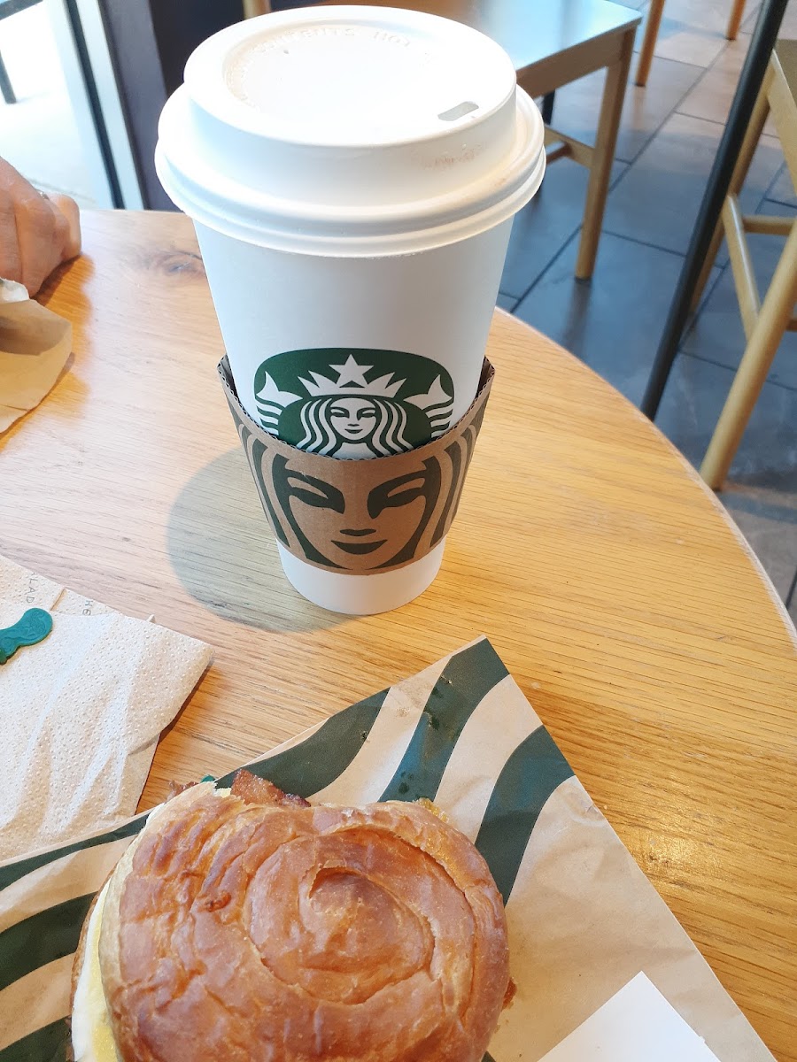 Starbucks Photo 8