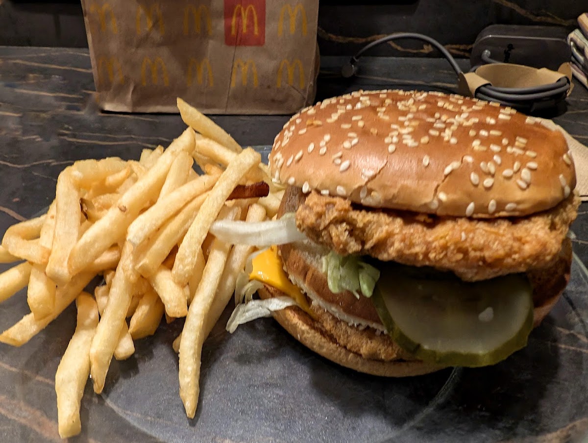 McDonald's Photo 8