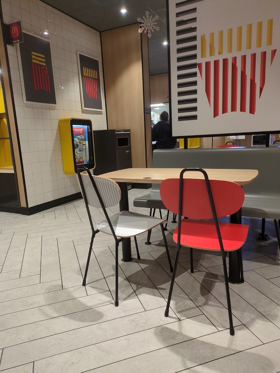 McDonald's Photo 6