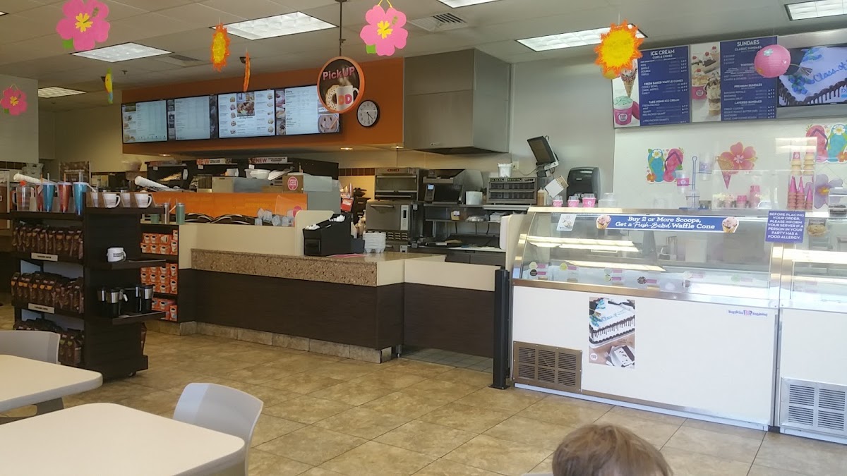 Dunkin' Photo 6