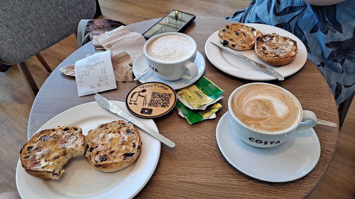 Costa Coffee Photo 3