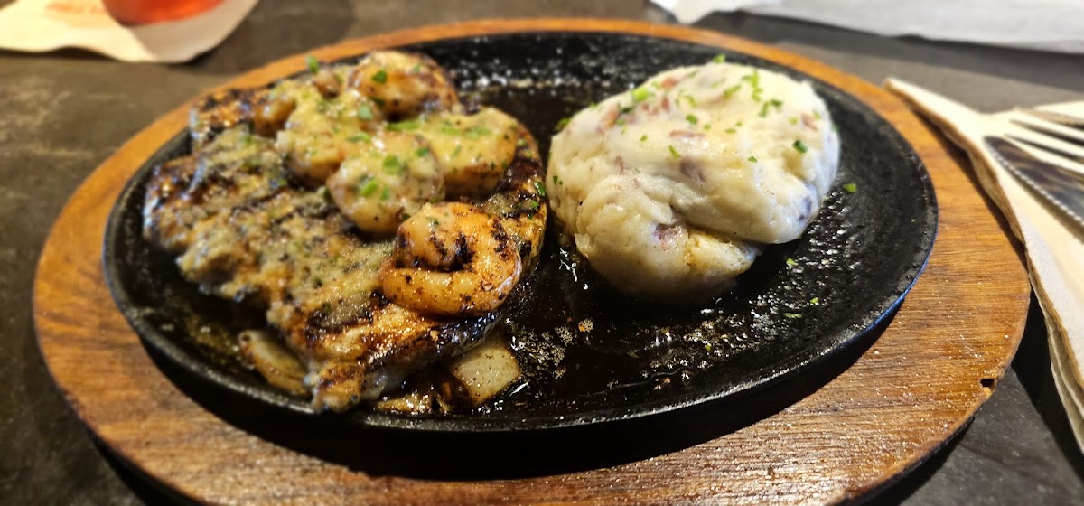 Applebee's Grill + Bar Photo 8